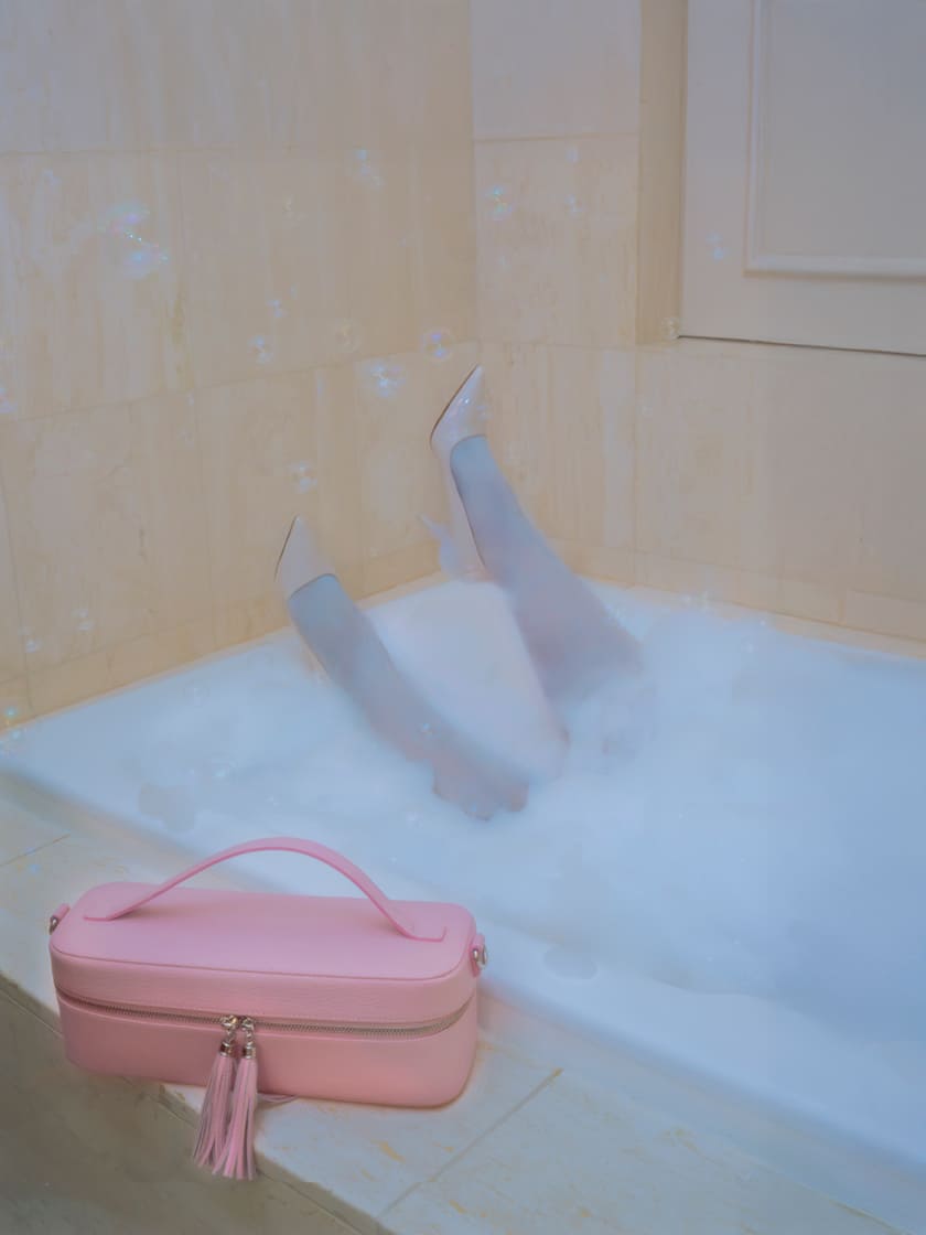 russet 2025 HOLIDAY COLLECTION メインビジュアル