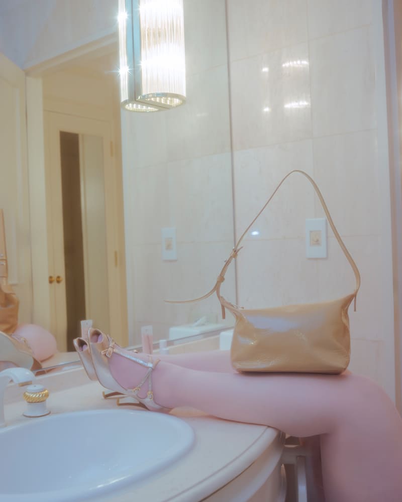 FEATUREスライド画像