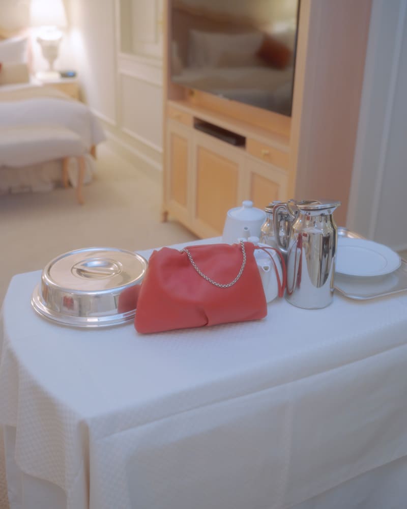 FEATUREスライド画像