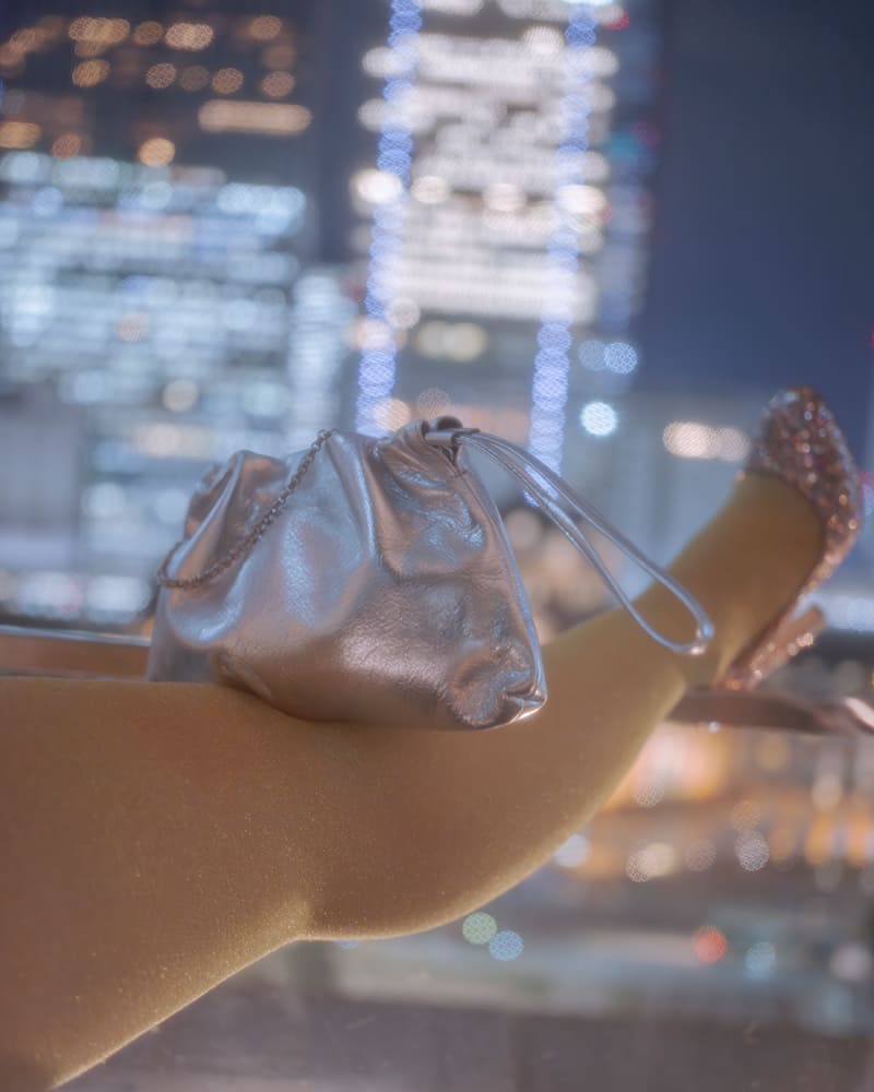 FEATUREスライド画像