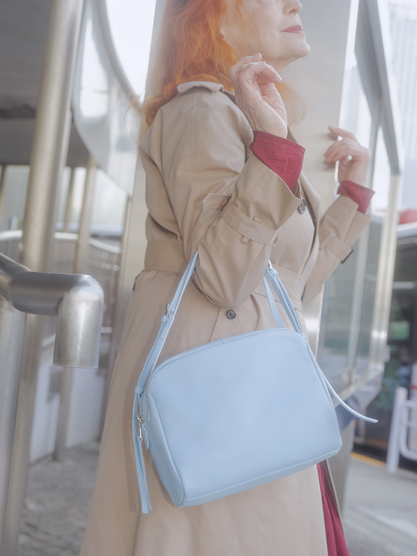 FEATUREスライド画像